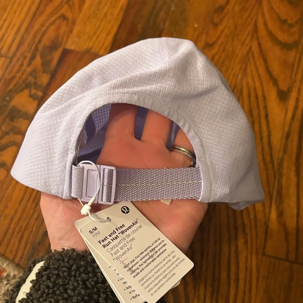 🎉NWT! Lululemon Fast and Free WovenAir Hat Light Purple!